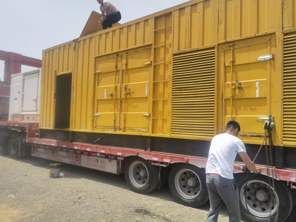 青羊除了负载情况和发动机维护，还有哪些因素会影响 200kw 柴油发电机的油耗？