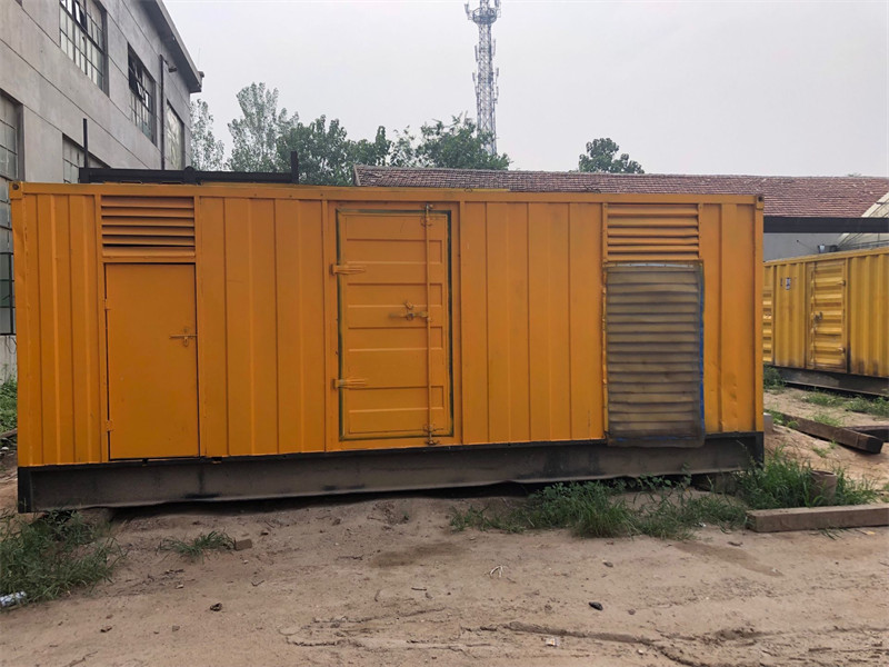 青羊柴油发电机如何判断新机油是否已经完全充满机油滤清器？