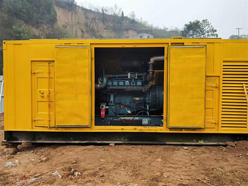 青羊发电机租赁冷却液的沸点降低到多少时需要更换