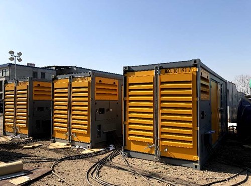 青羊防冻液的气味异常可能是由哪些原因导致的？