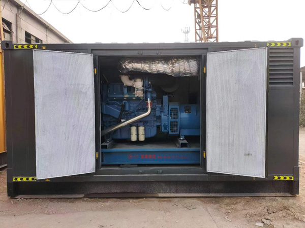 青羊柴油发电机组的电瓶应该如何选择？