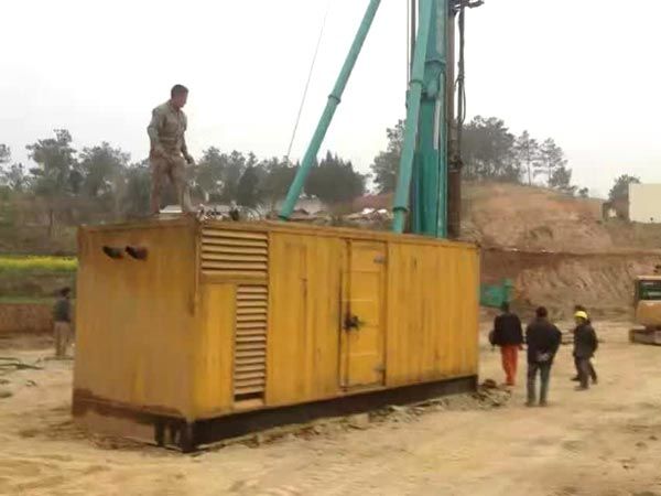 青羊如何判断水冷式机油散热器密封件是否需要更换？